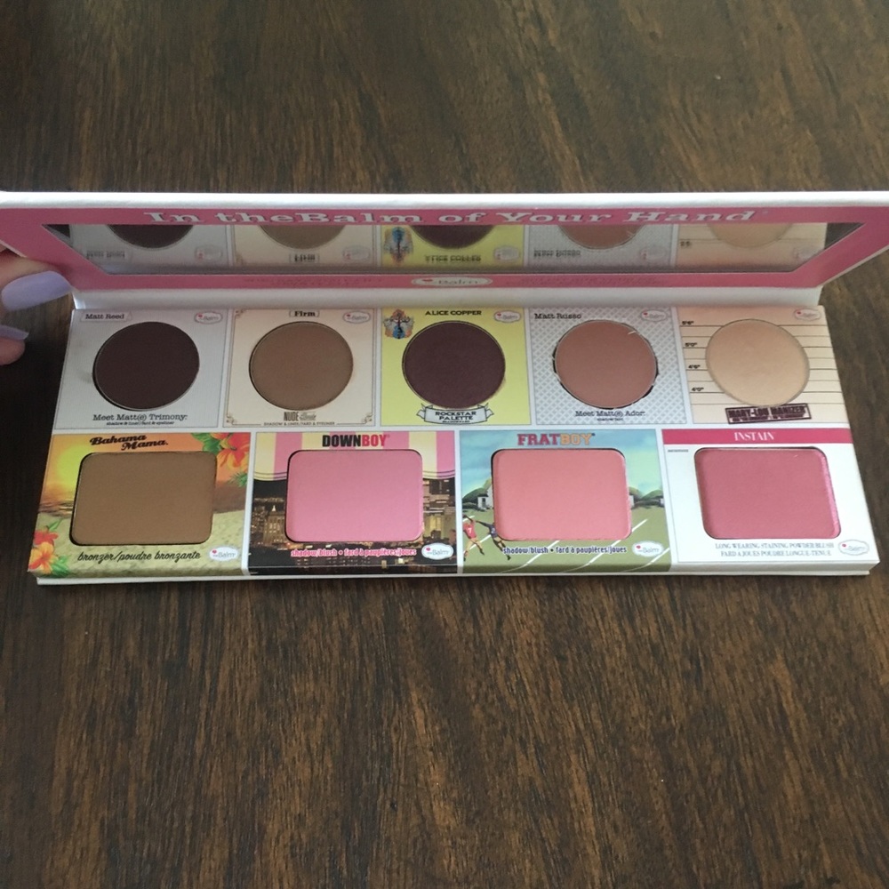 The balm eye and cheek pallet